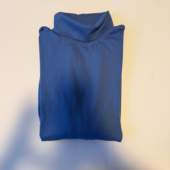 L.L. Bean Blue Turtleneck Long Sleeve Shirt - Picture 1 of 4